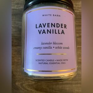 White Barn Lavender Vanilla Candle